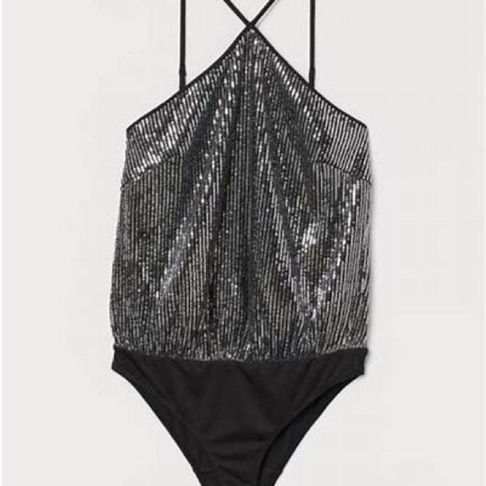 🎉HOST PICK🎉 H&M Sequin Black and Silver Bodysuit with Halter Neckline